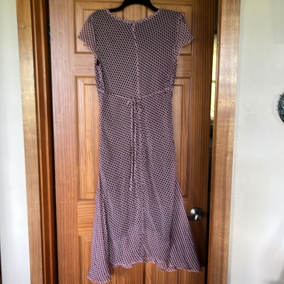 Jonathan Martin Studio Classically Elegant Dress - Picture 6 of 6